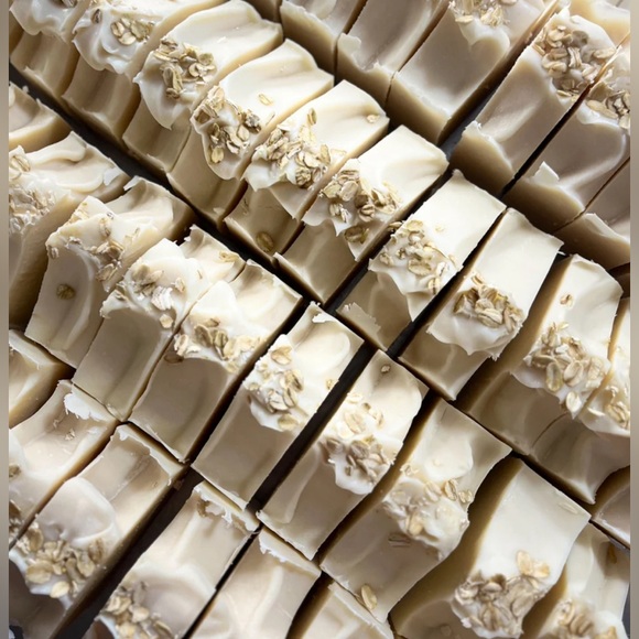 Artisan Soap Fresh Goats Milk Unscented - Natural Aroma Handcrafted by me - Picture 2 of 5